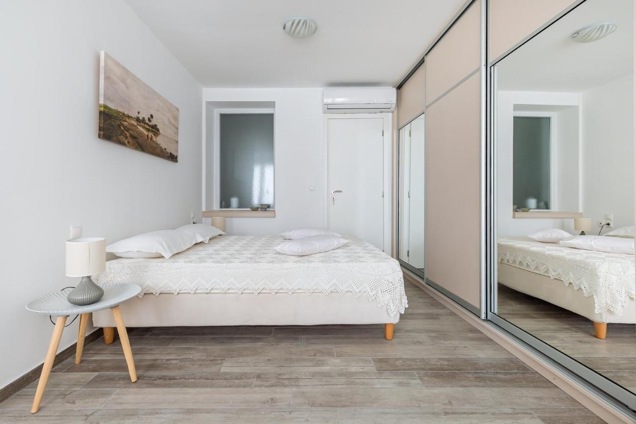 Syraino Apartment Skopelos Buitenkant foto