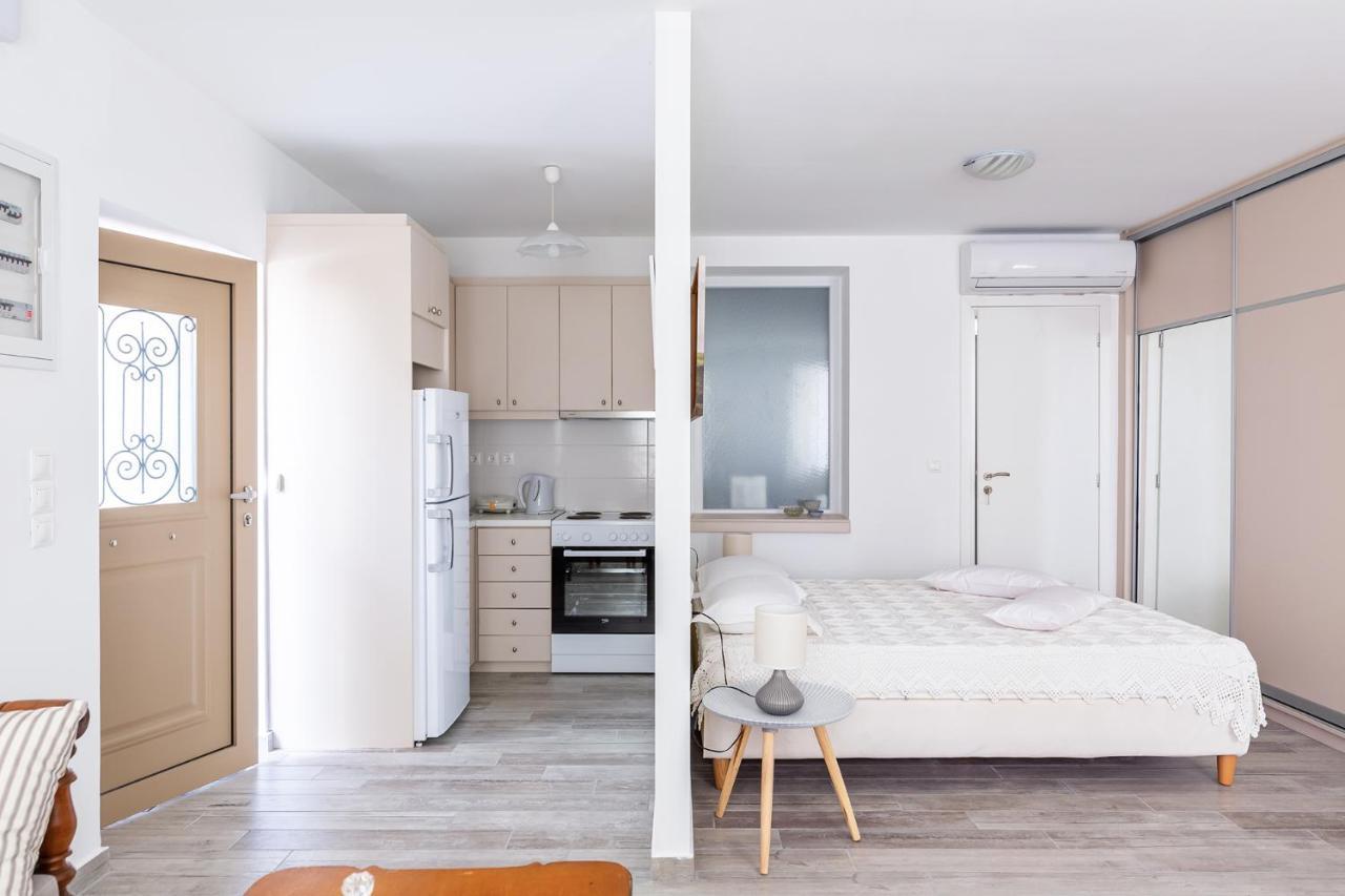 Syraino Apartment Skopelos Buitenkant foto