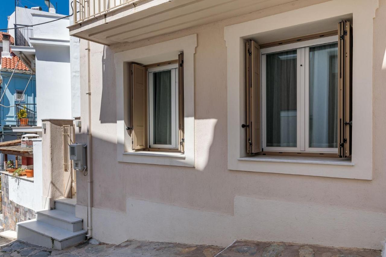 Syraino Apartment Skopelos Buitenkant foto